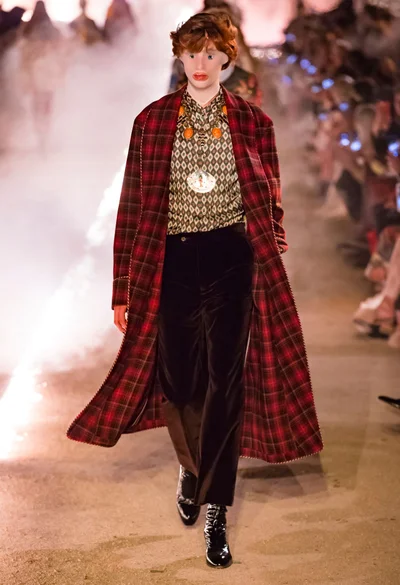 Look 24